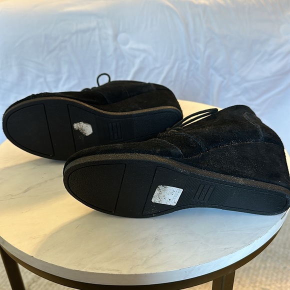 Toms Wedge Booties - Picture 3 of 6